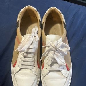 Burberry Canvas women shoes